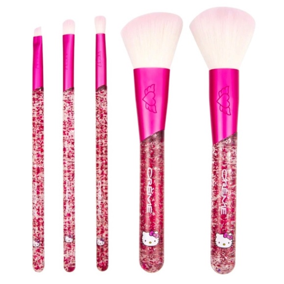 NEW LIMITED EDITION The Crème Shop x Hello Kitty Luv Wave Brush Collection 5 Pk - Picture 4 of 5